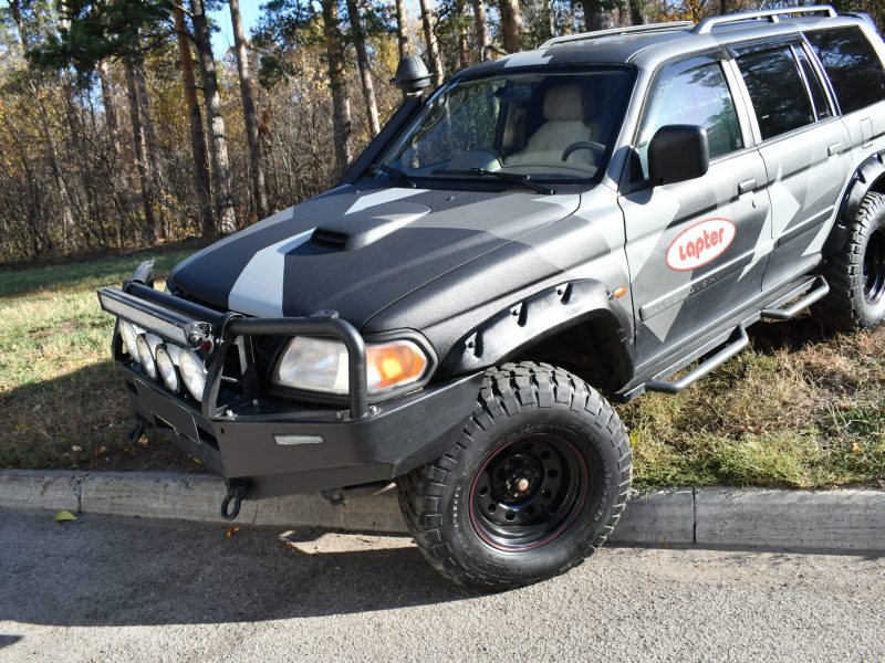 Расширители колесных арок Mitsubishi Pajero Sport (вылет 70 мм) под силовой бампер MPS