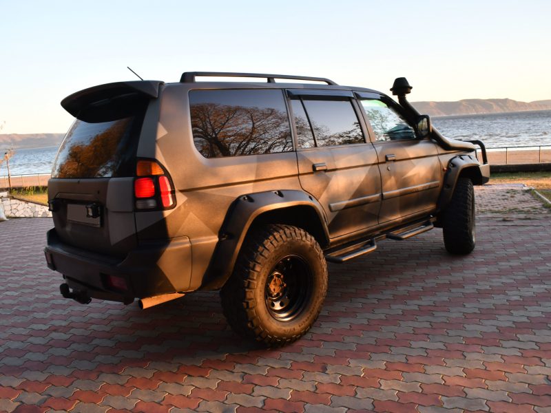 Расширители колесных арок Mitsubishi Pajero Sport (вылет 70 мм) под силовой бампер MPS
