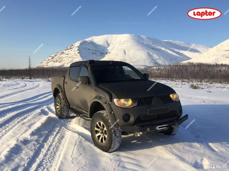 Расширители колесных арок Mitsubishi L200 (вылет 70 мм) TKM200