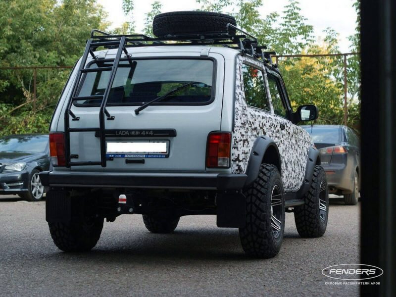 Расширители колесных арок Lada Niva 3-дверная под резаные арки ТКН21