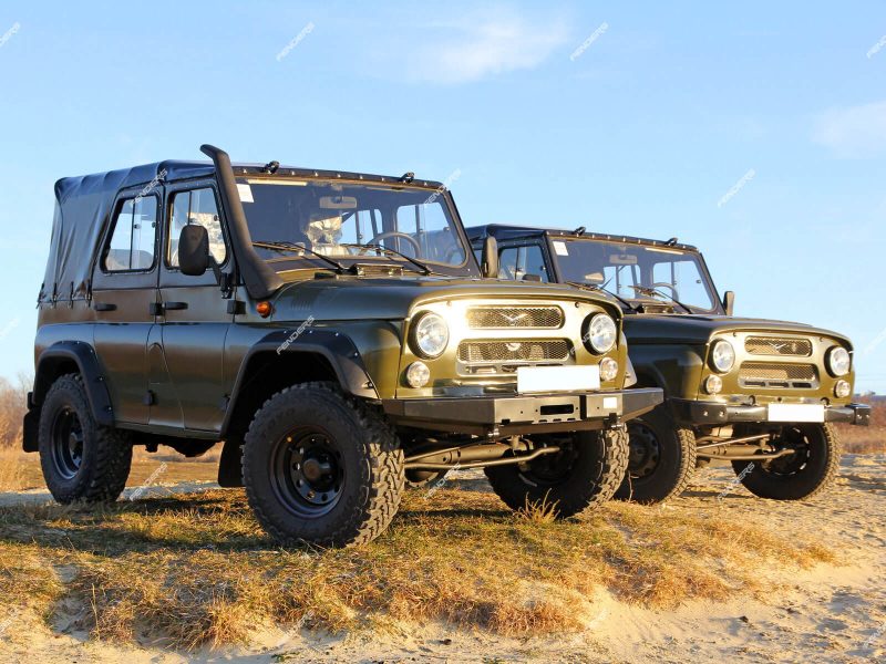 Расширители колесных арок UAZ Hunter (резаные кромки крыльев) ТКУ05