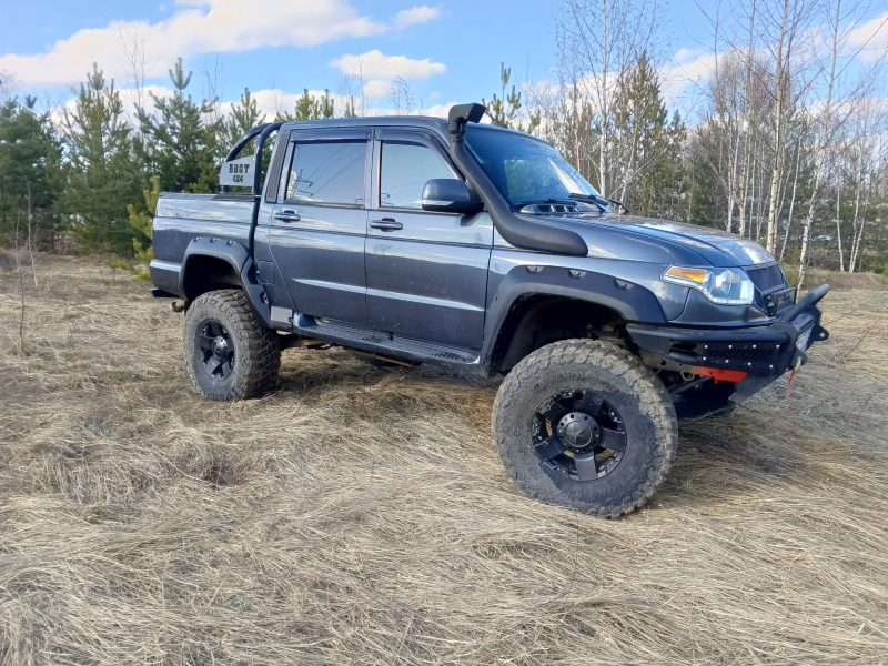 Расширители колесных арок UAZ Patriot Pickup Рестайлинг (с накладками на бампер) ТКУ31PR