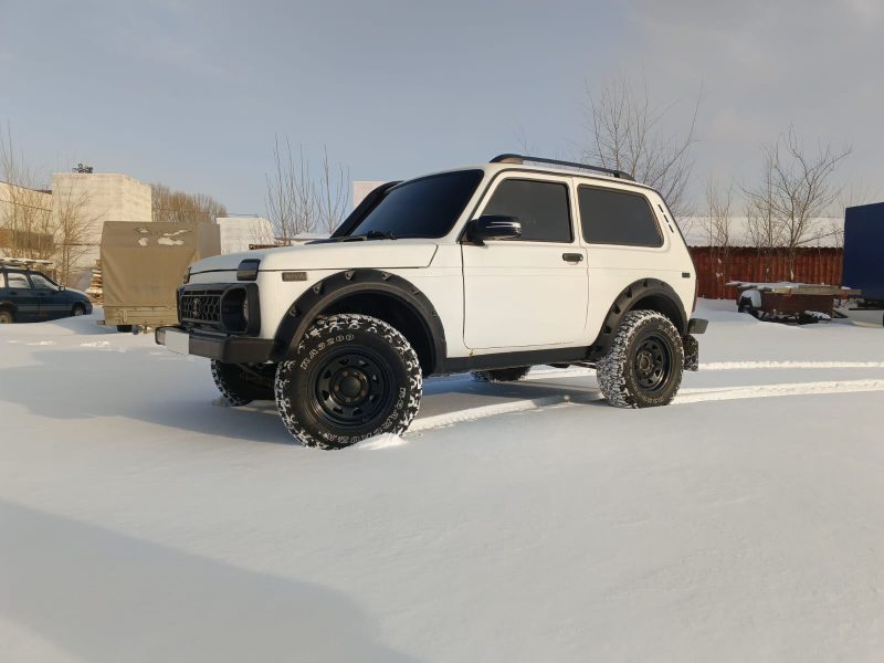 Расширители колесных арок Lada Niva 3-дверная под резаные арки 21L